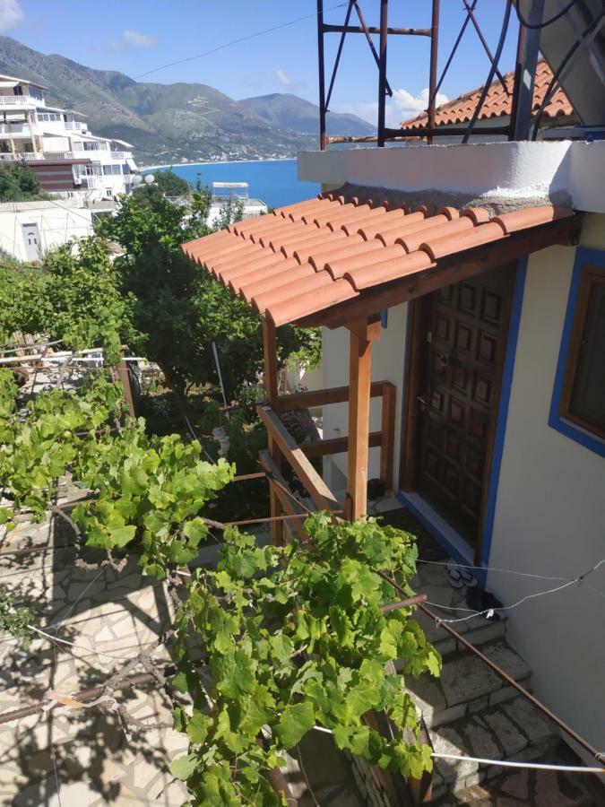 Q Bay Apartments Qeparo Bagian luar foto