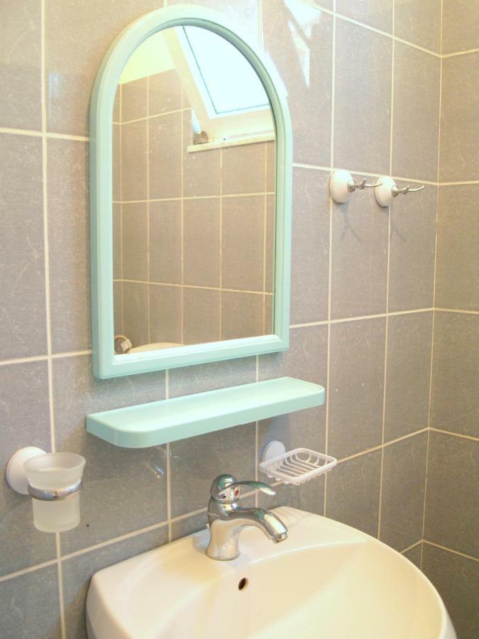 Q Bay Apartments Qeparo Bagian luar foto